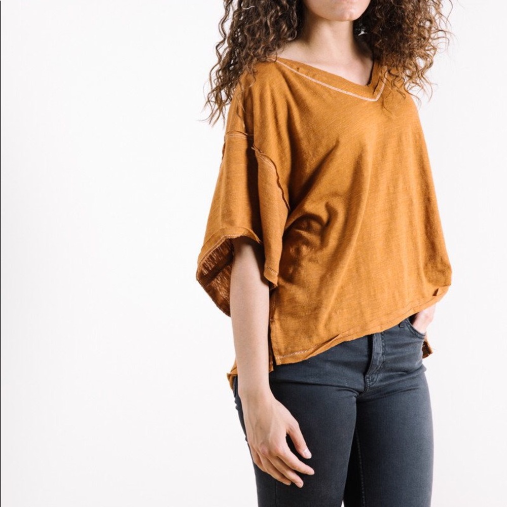 NWT Free People Boyfriend’s Tee in Tobacco